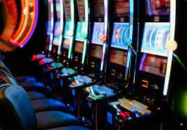 HokiHoki fitur auto-daub bingo dan tampilan kartu bingo modern di platform